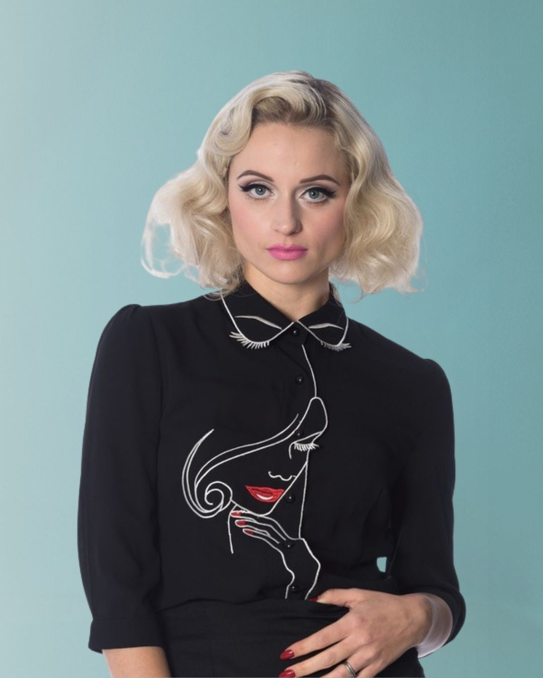 Banned Model Face Blouse