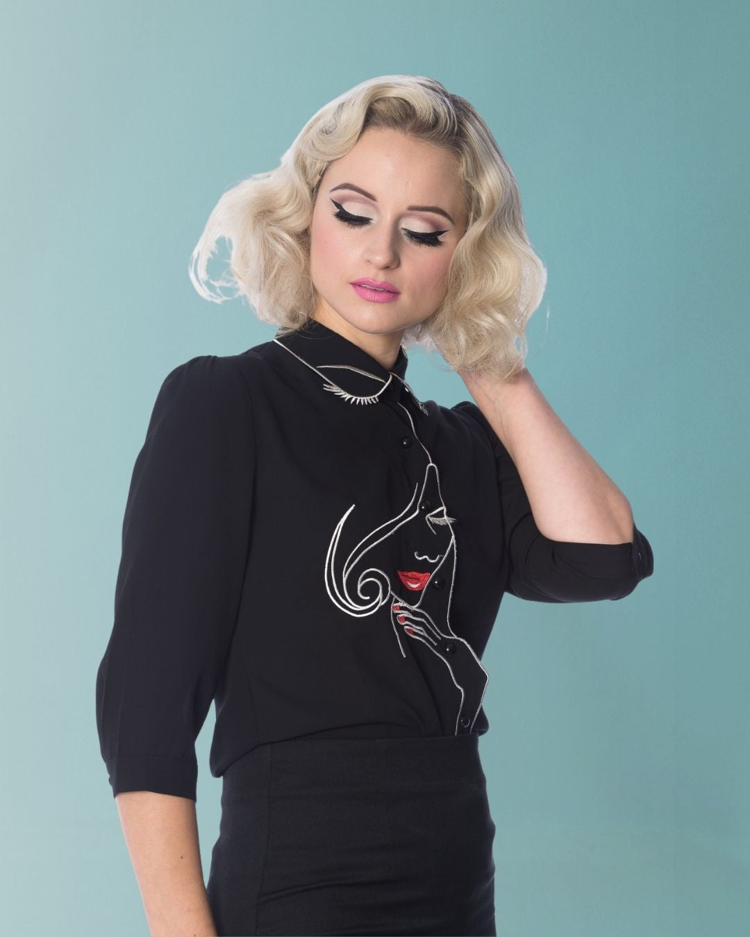 Banned Model Face Blouse