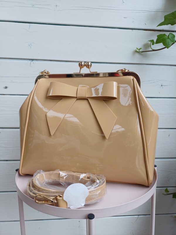 Banned American Vintage Handbag 🍯