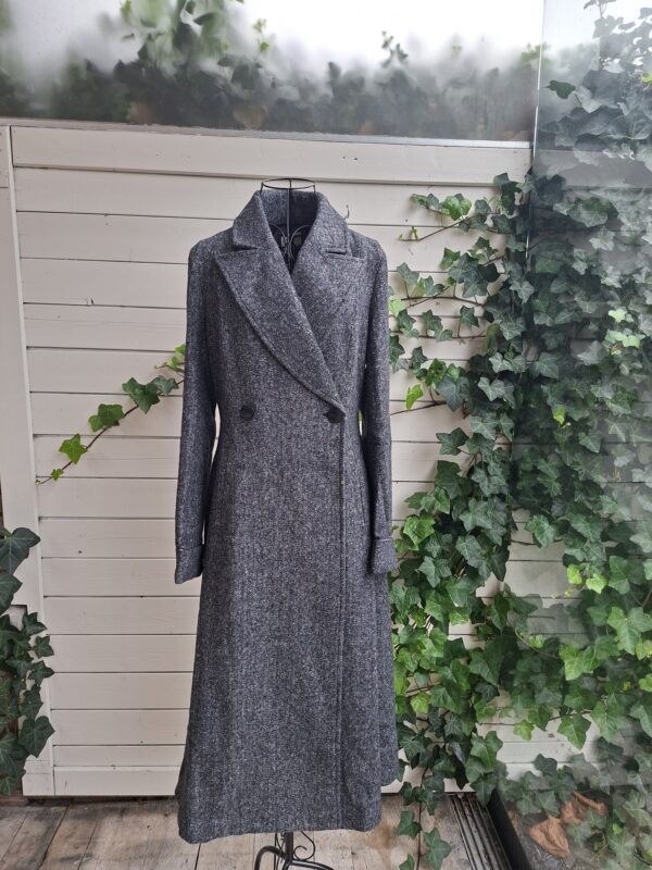 Banned Abigal Coat 🩶