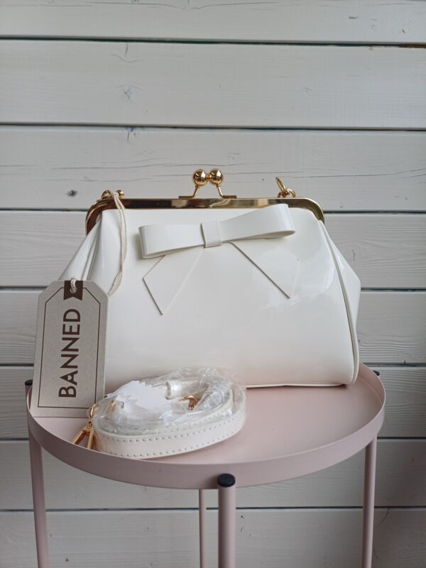 Banned California Nights Handbag 🤍